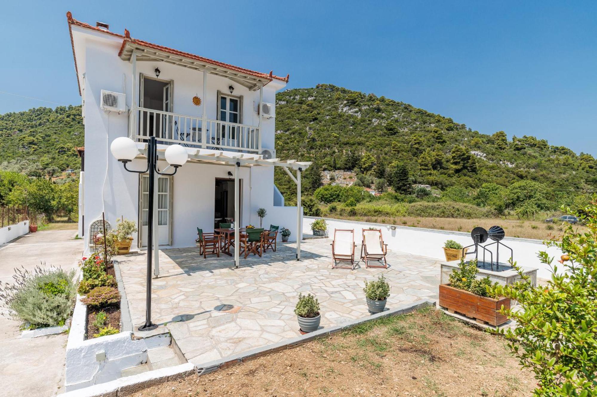 Stafylos Holiday home *
